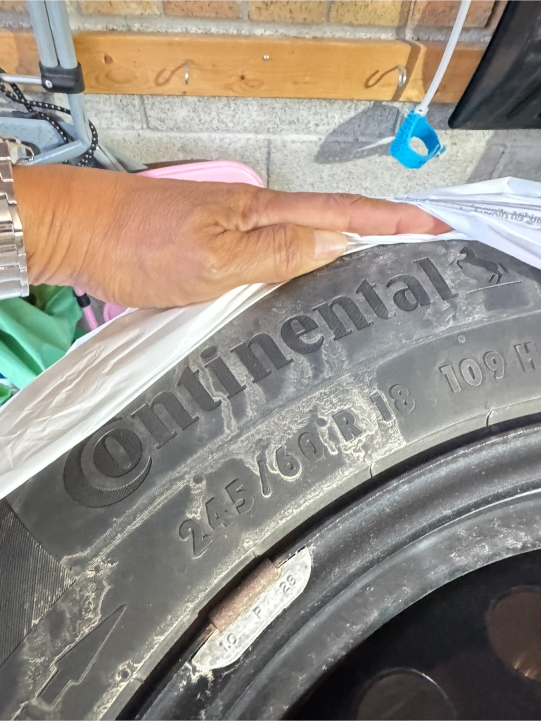 Continental WinterContact SI Plus 245/60R18 Tires - photo 5
