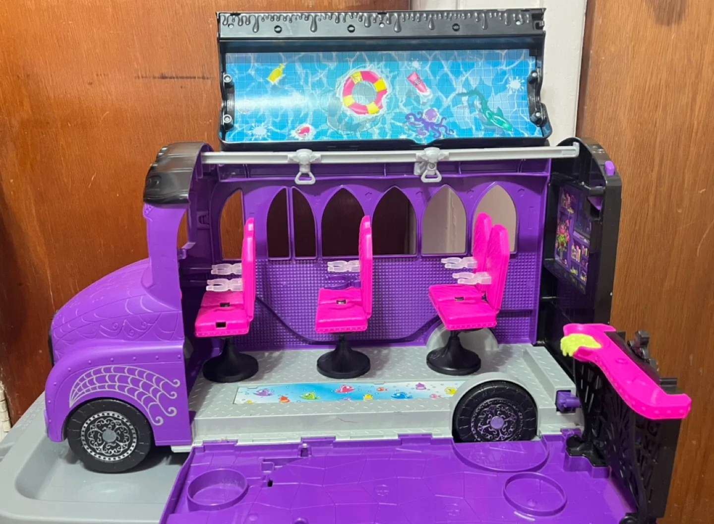 Monster High G2 School Bus And Draculaura Sweet 1600 Car image indicator(4)