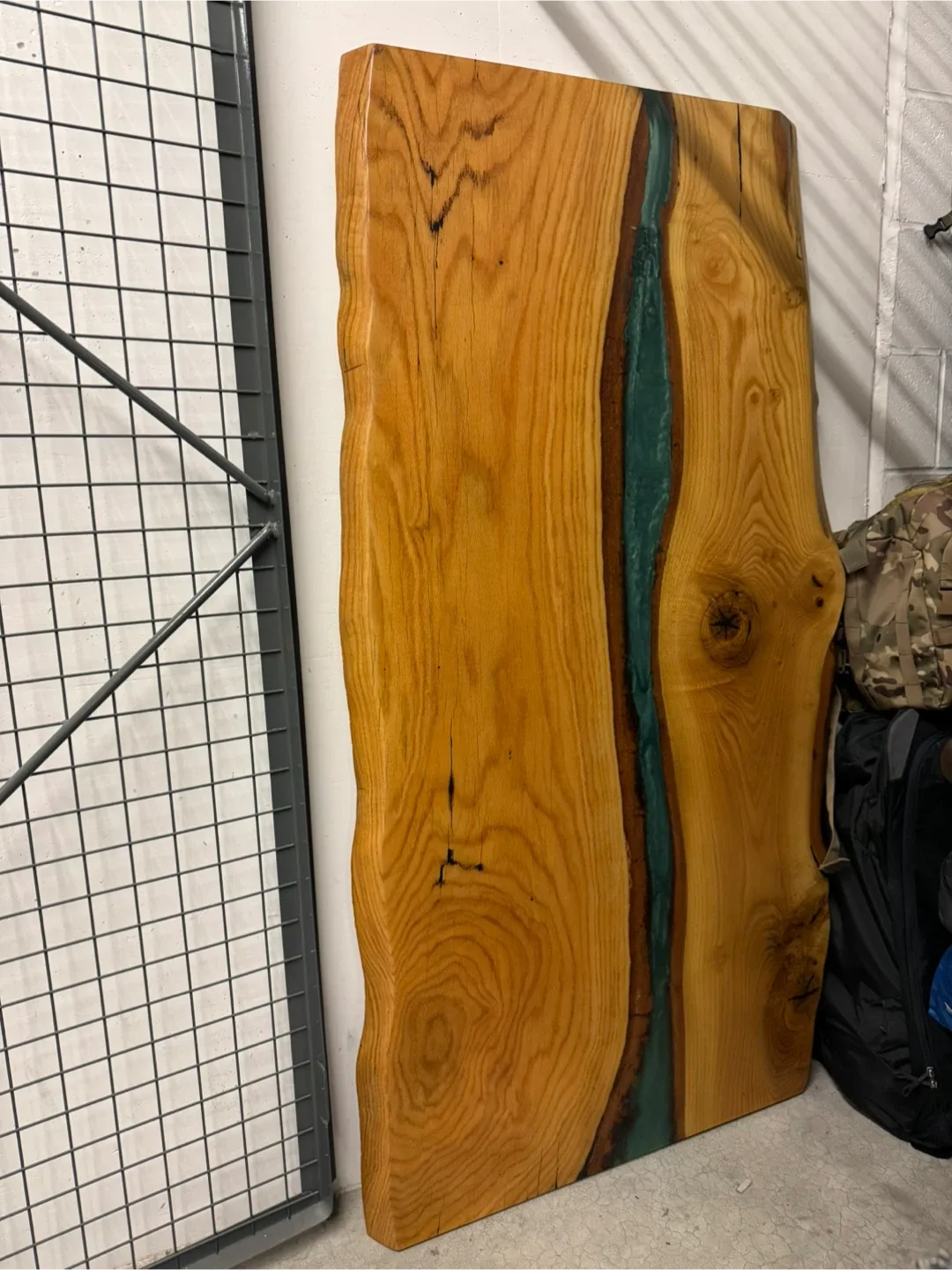 Custom live edge wood and resin tabletop image indicator(2)