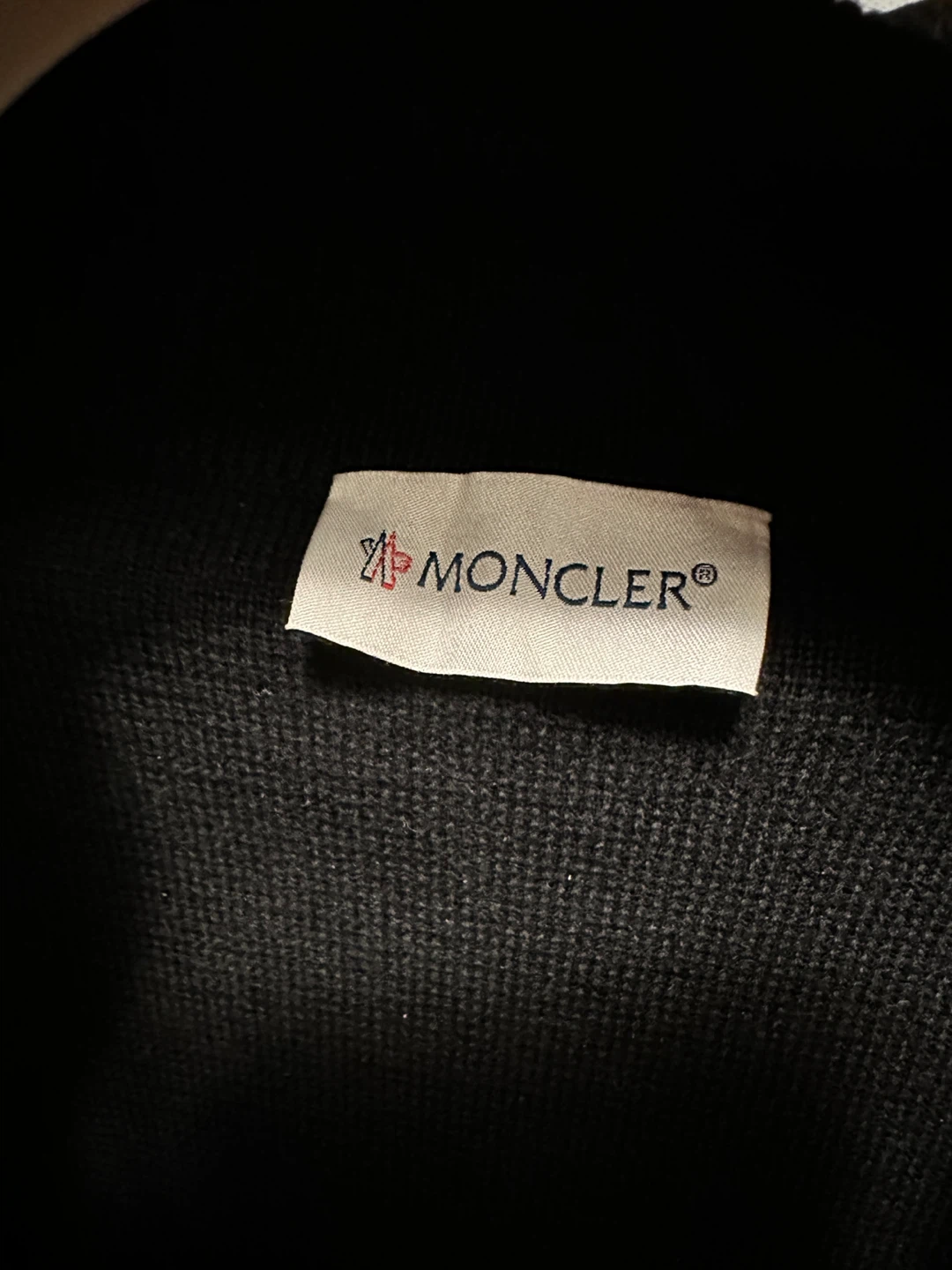 Moncler Black Padded Jacket - photo 3