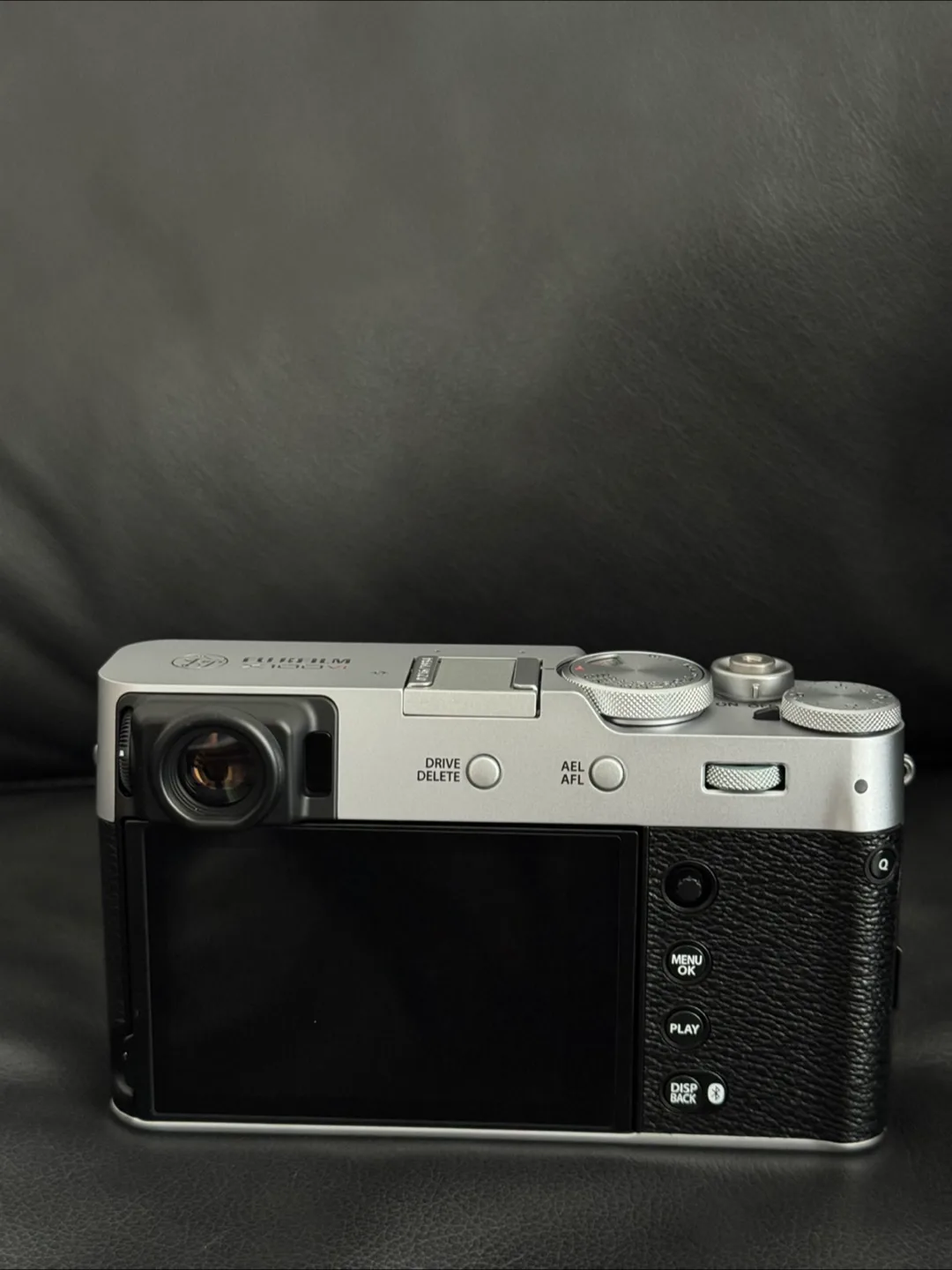 Fujifilm x100vi 90 anniversary limited edition silver 0216/1934 image indicator(6)