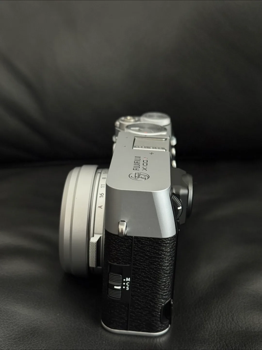 Fujifilm x100vi 90 anniversary limited edition silver 0216/1934 image indicator(8)