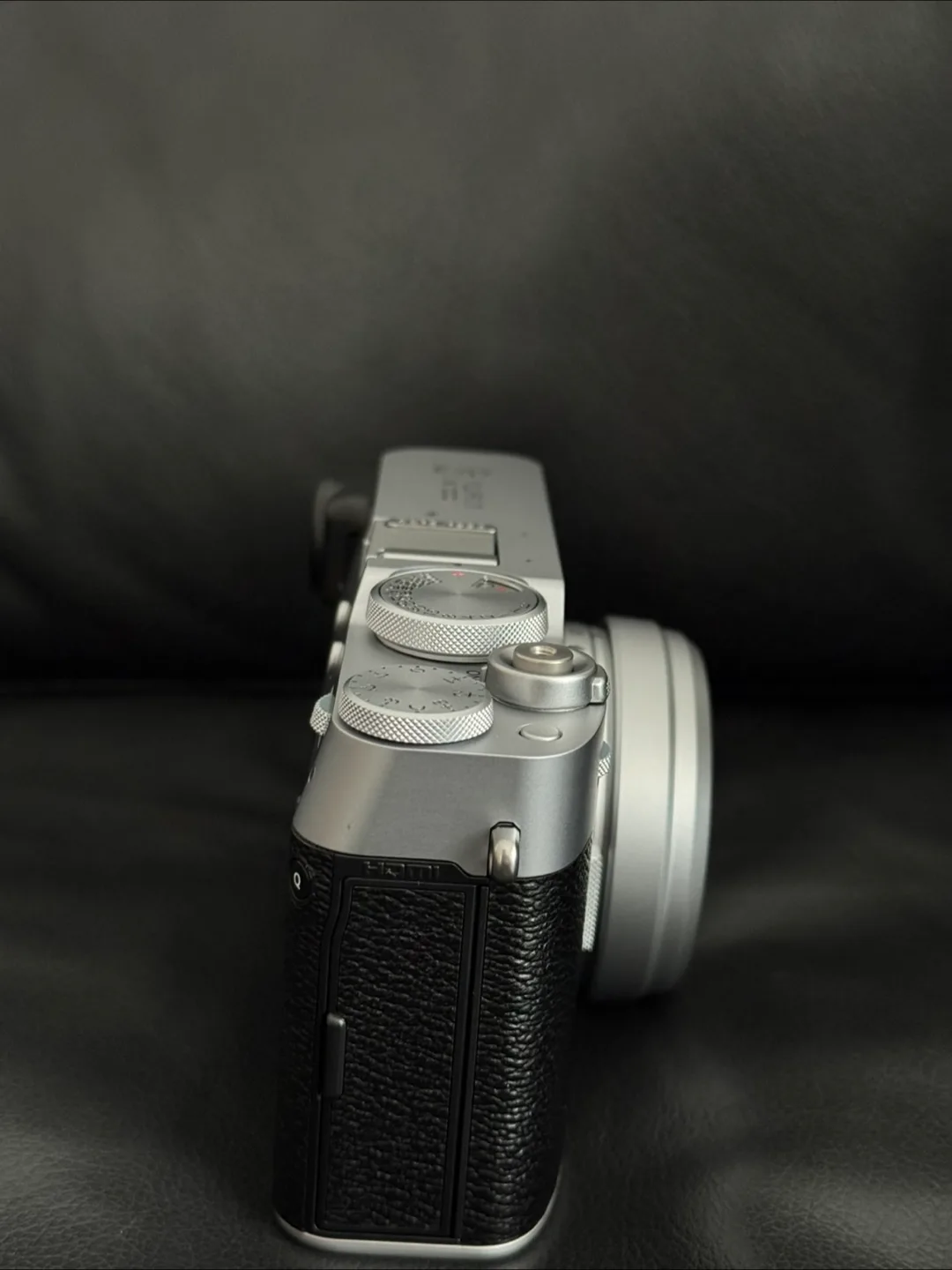 Fujifilm x100vi 90 anniversary limited edition silver 0216/1934 image indicator(7)