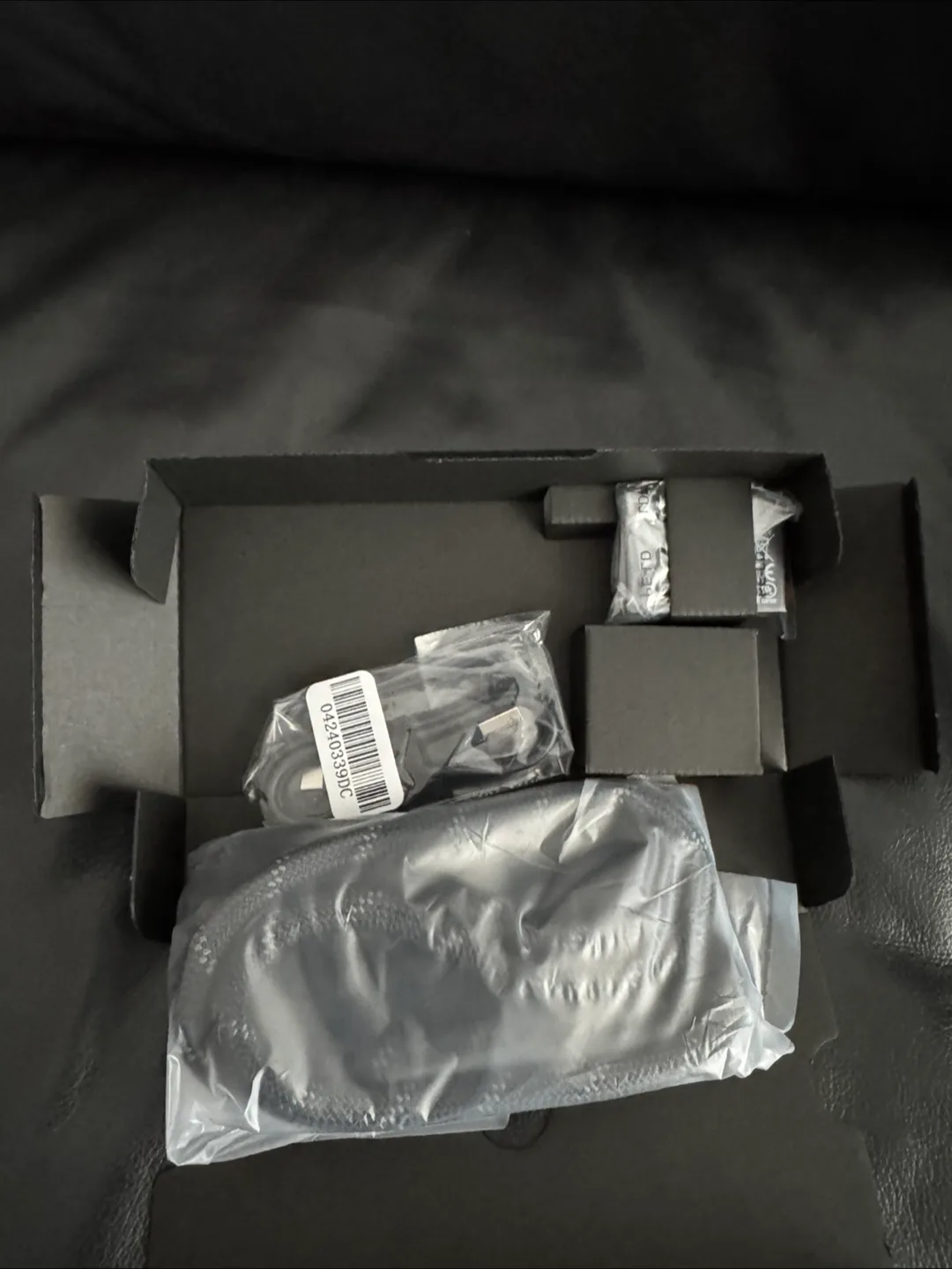 Fujifilm x100vi 90 anniversary limited edition silver 0216/1934 image indicator(10)