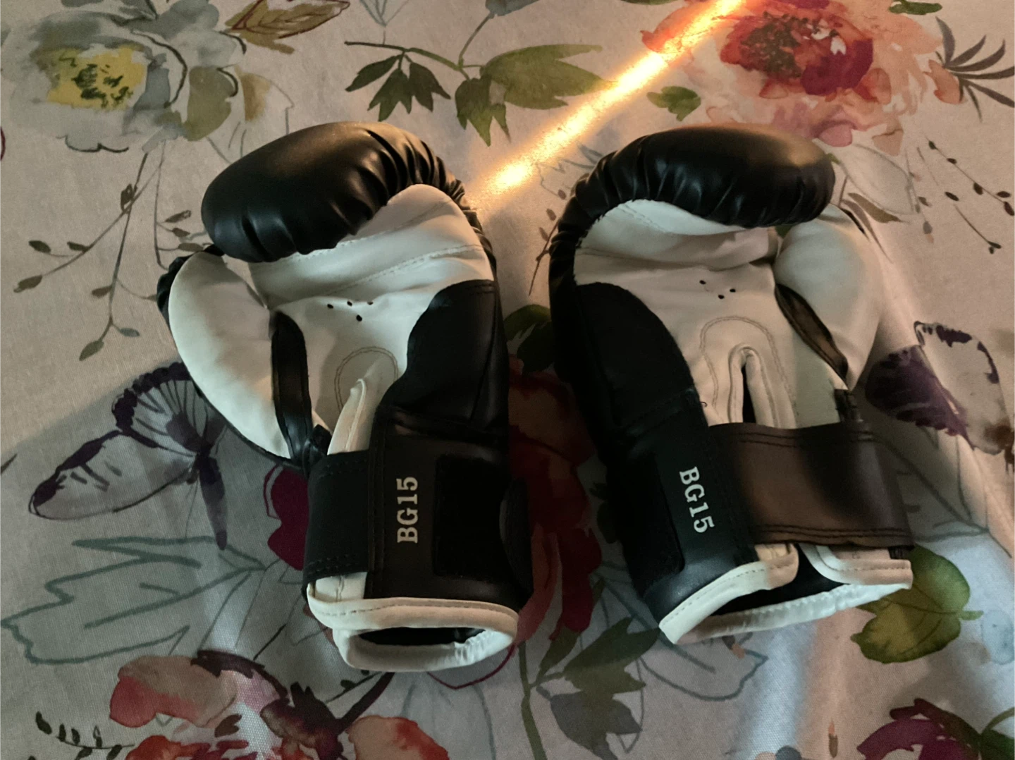 Ringside Youth Boxing Gloves - 8 oz - photo 5