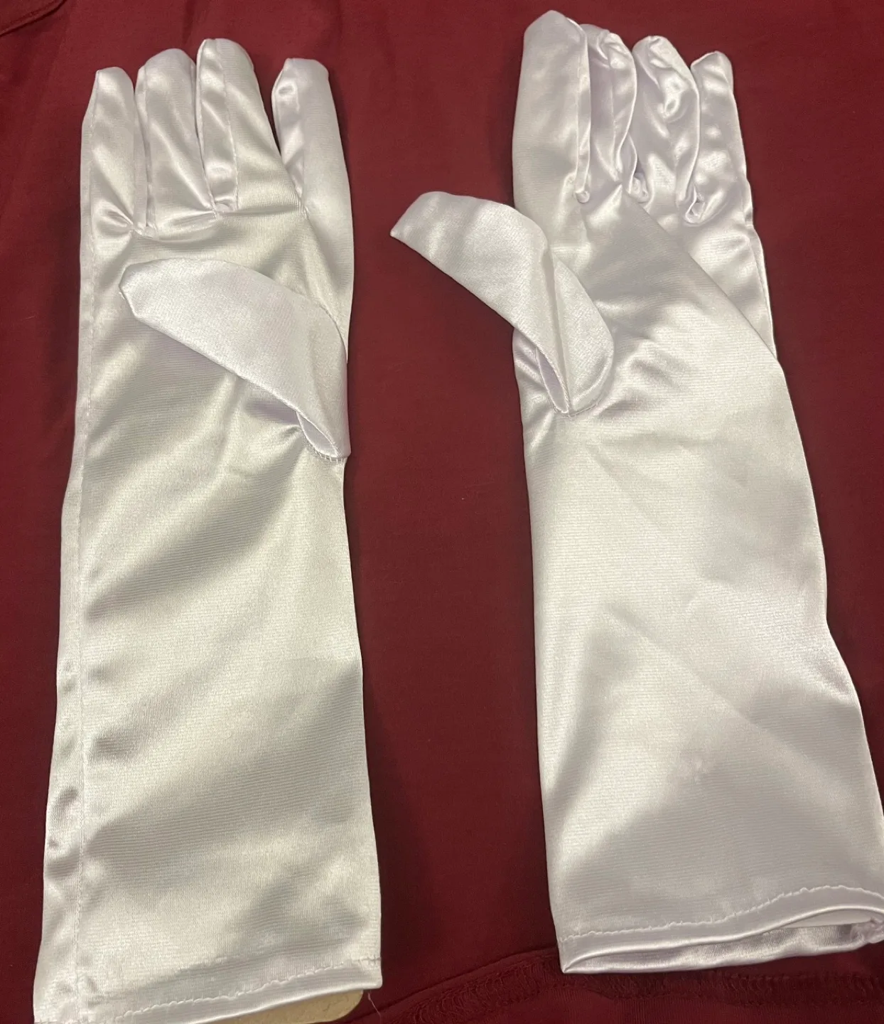 White Satin Gloves with Bows image indicator(2)
