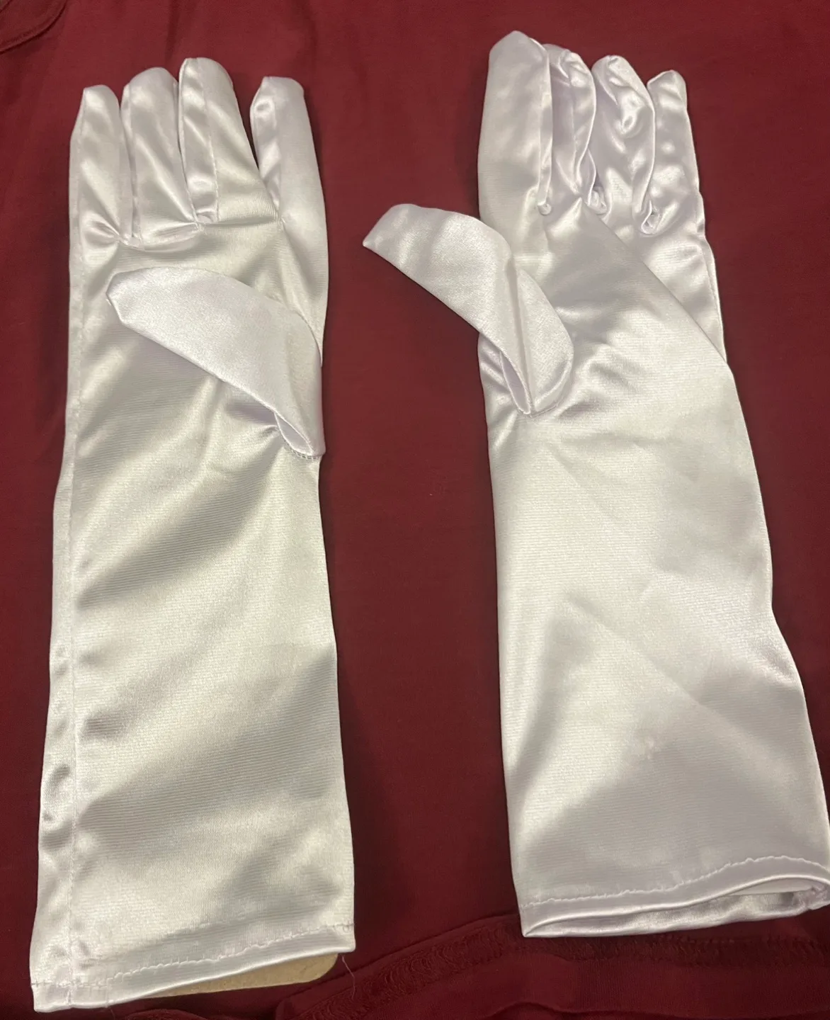 White Satin Gloves with Bows image indicator(3)