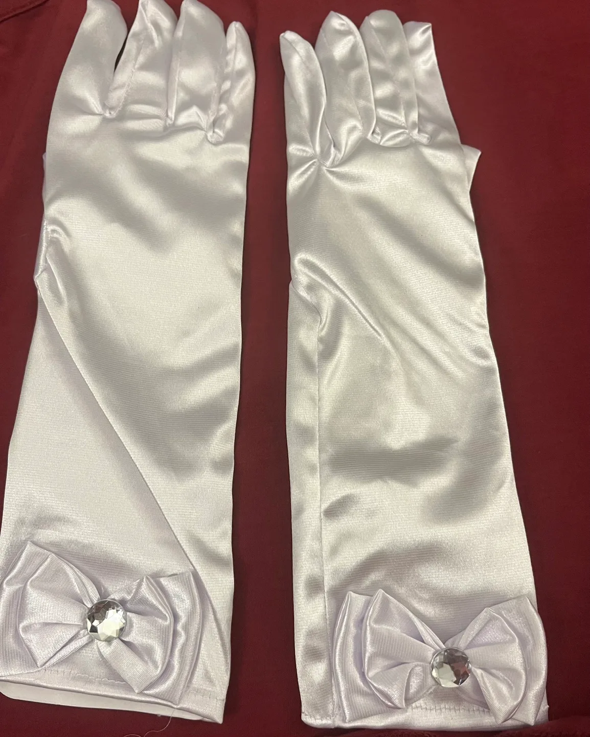 White Satin Gloves with Bows image indicator(4)