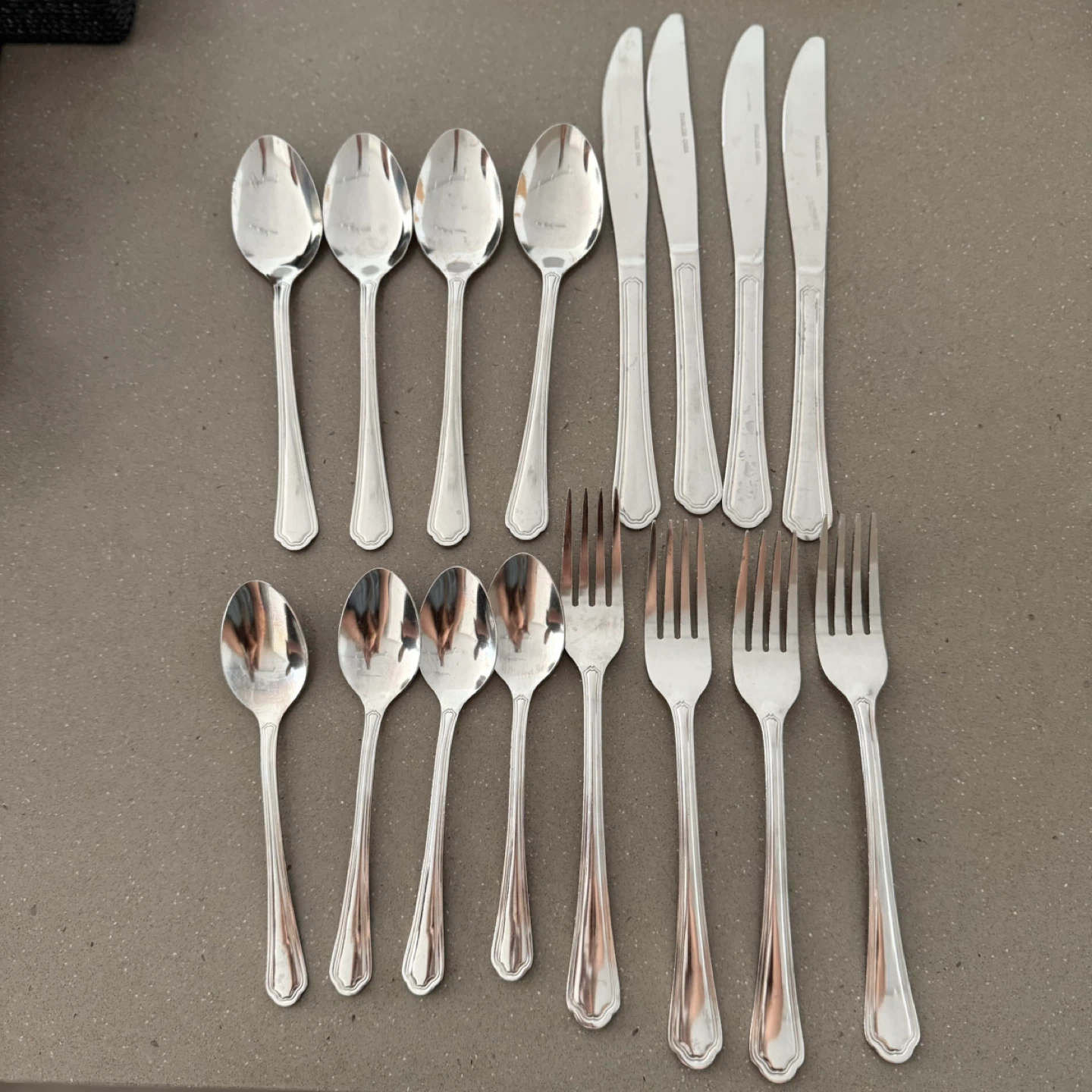 Cutlery Set - Spoons, Forks, Knives