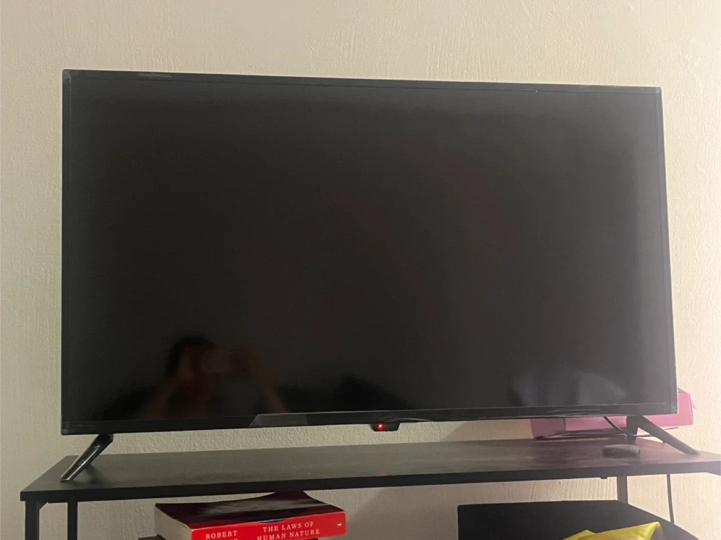 Insignia 42" Class F20 Series Smart Full HD Fire TV thumbnail