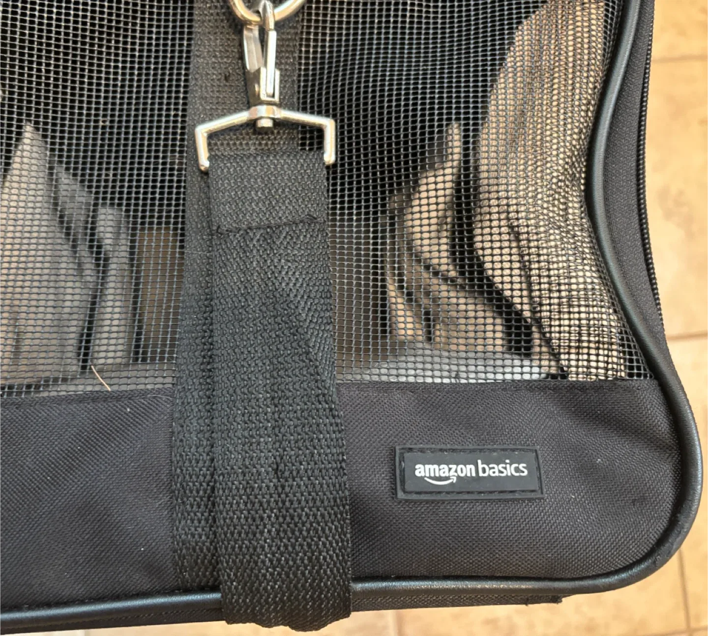 Black Pet Carrier by Amazon basics (19” x 10” x 11” height) image indicator(7)