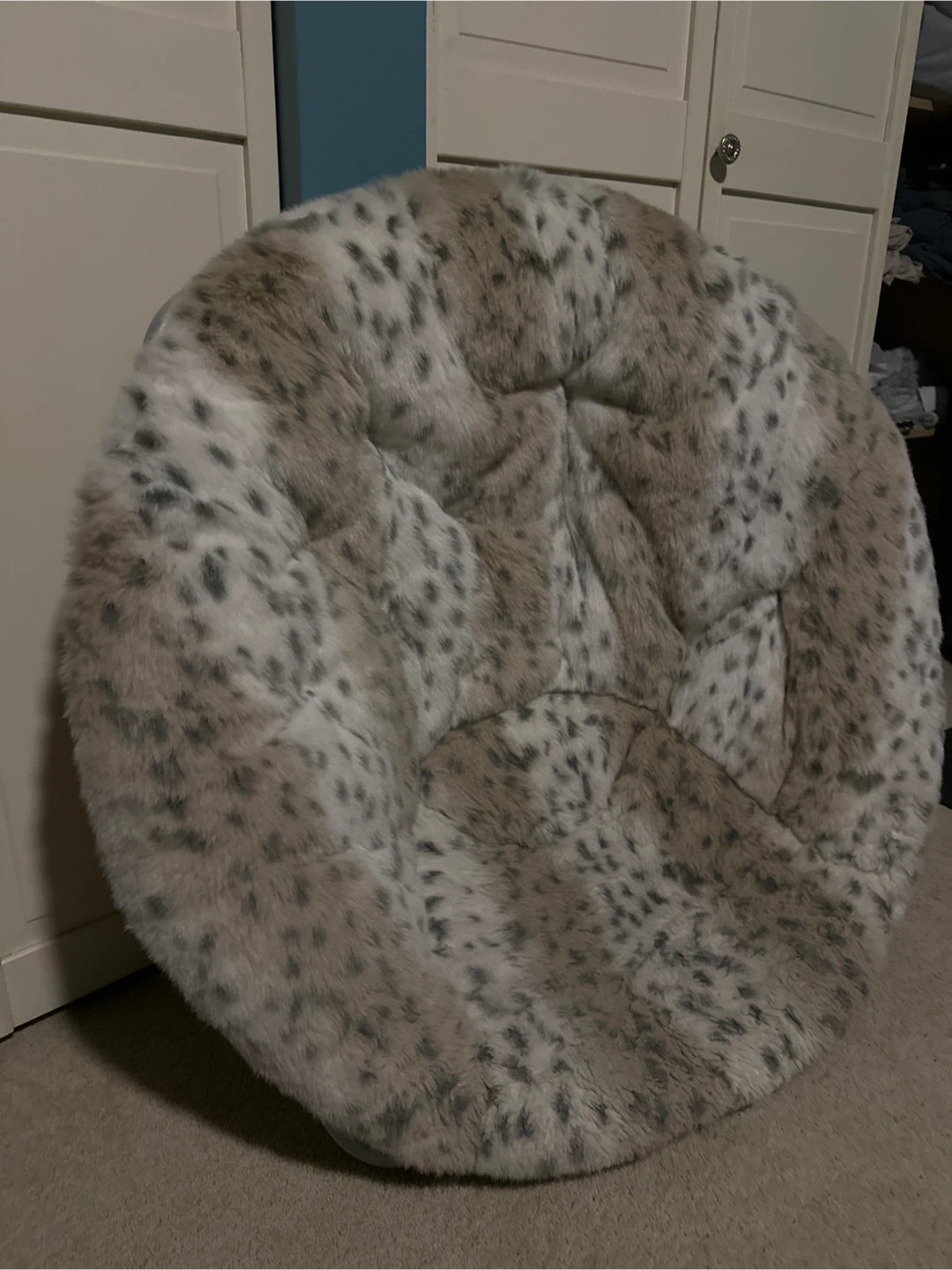 Papasan style Chair with Faux Fur Cover