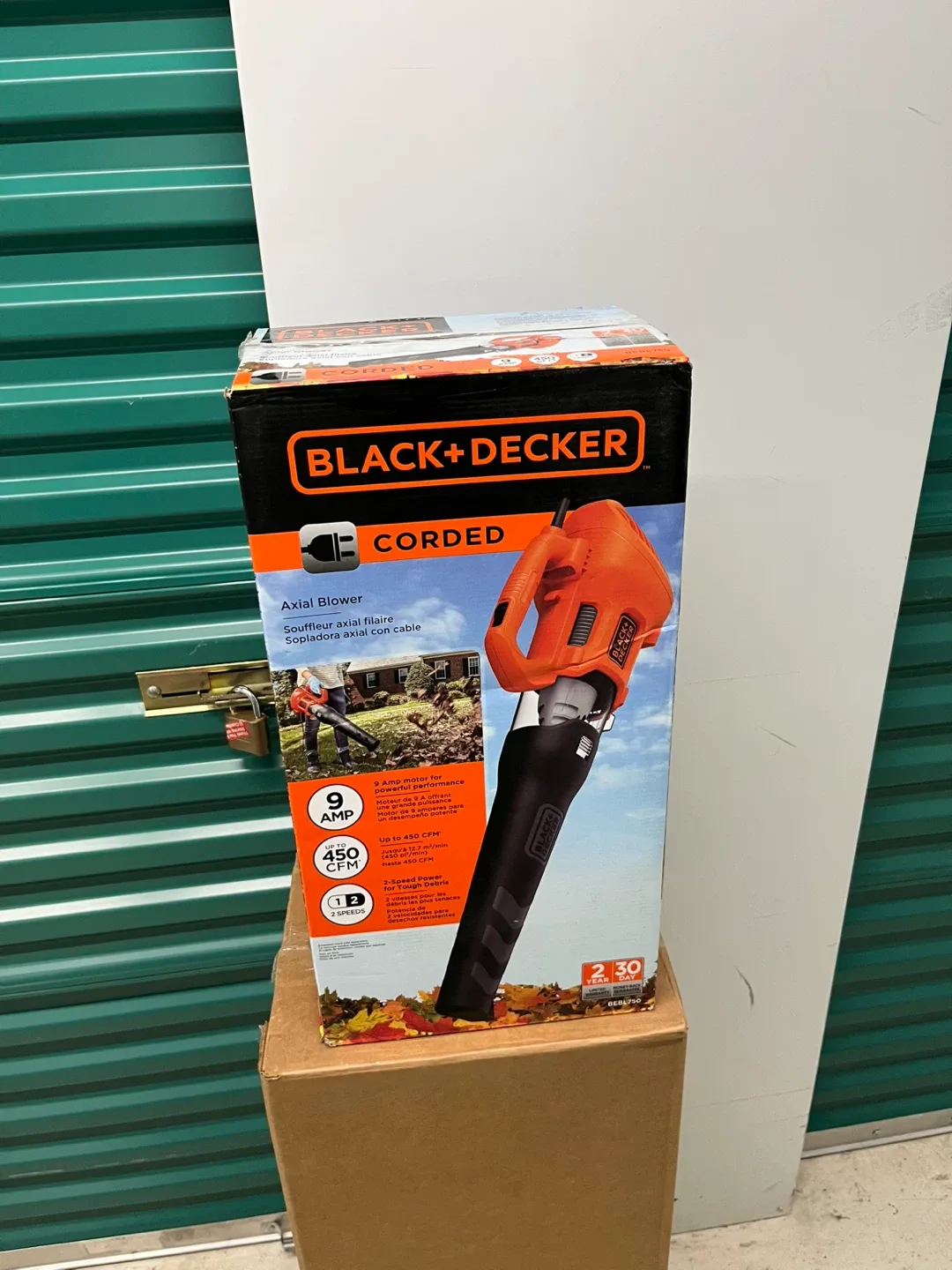 Black+Decker 9 Amp Corded Axial Leaf Blower thumbnail