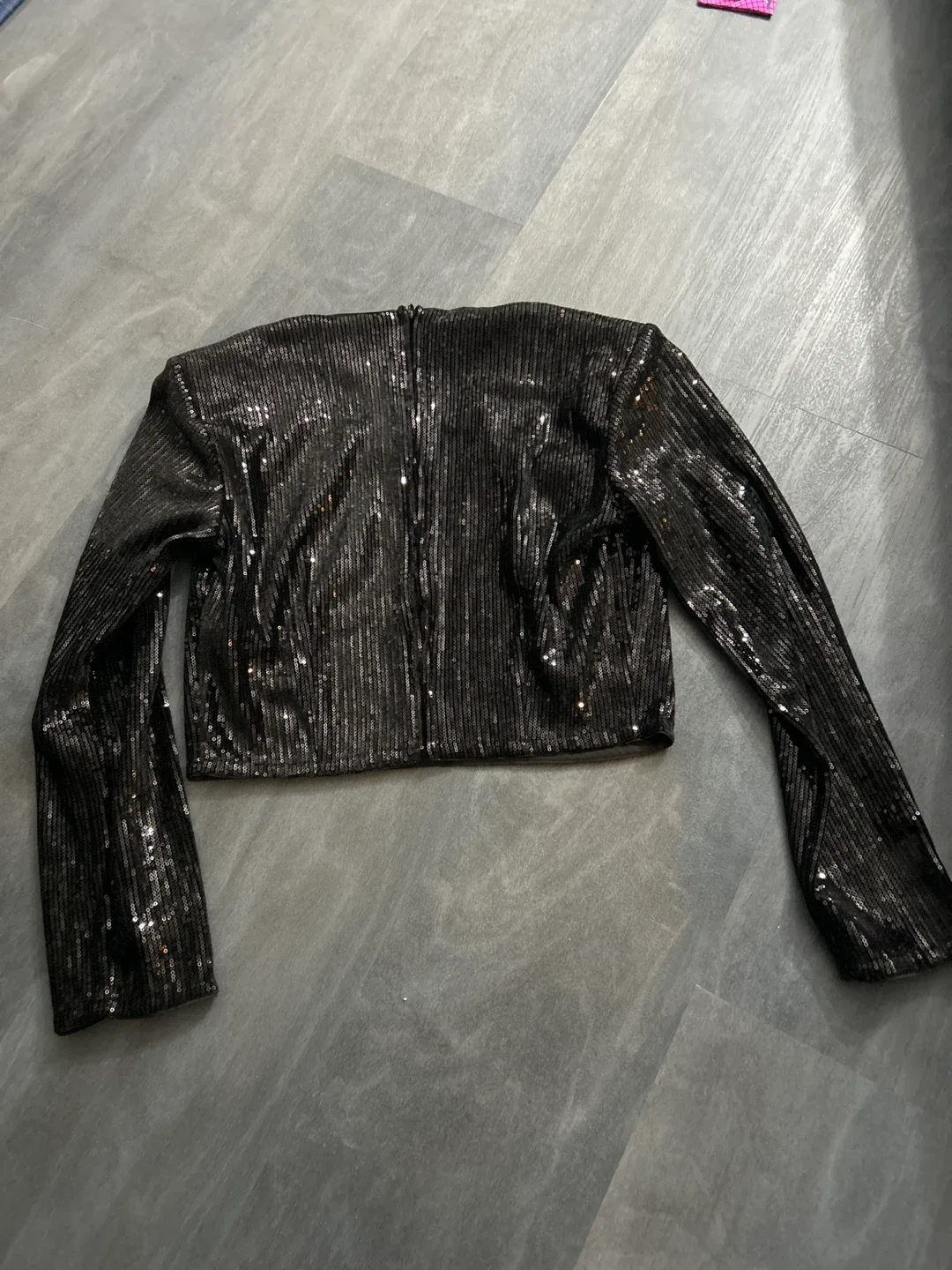 H&M Black Sequin Top - Size S image indicator(3)