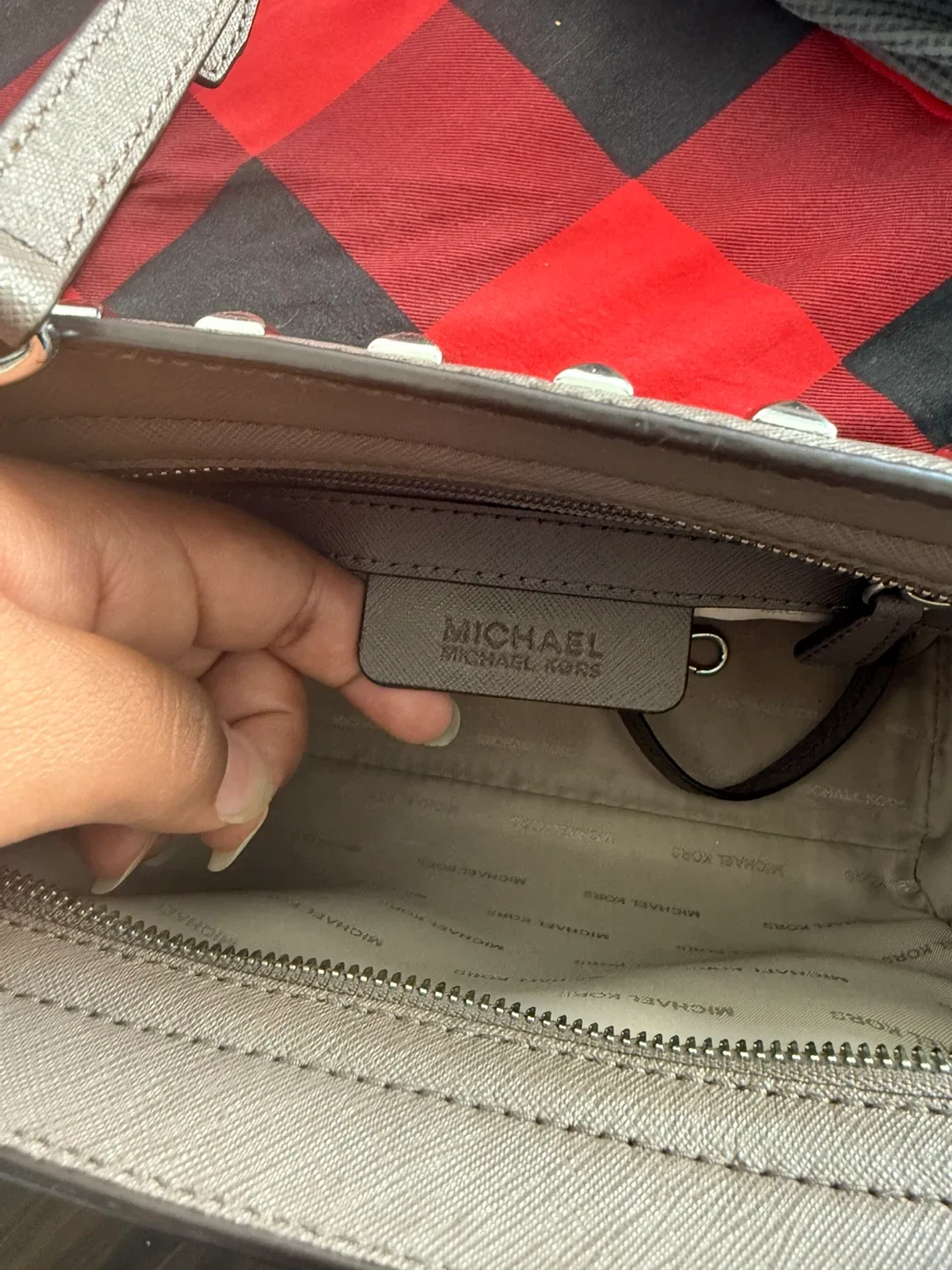 Michael Kors Grey Crossbody Bag image indicator(5)