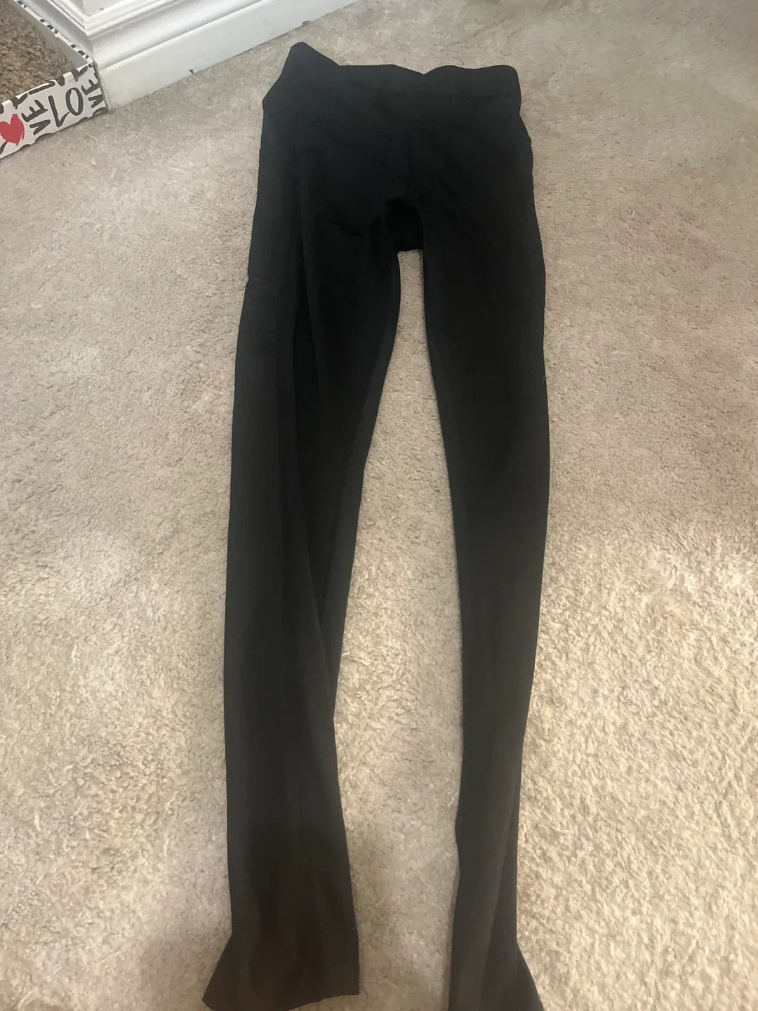 Black leggings thumbnail