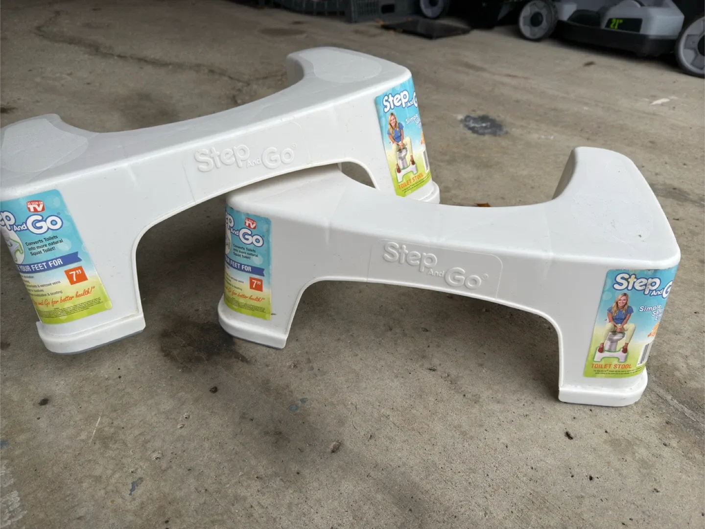 Step and Go Toilet Stool image indicator(2)