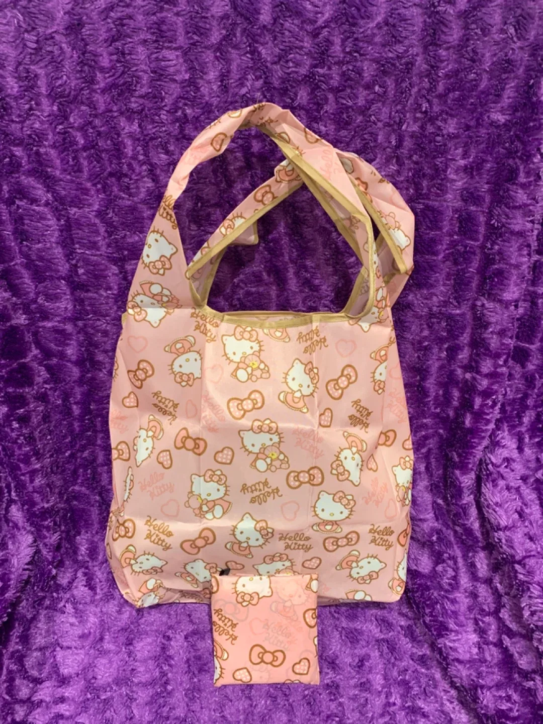Hello Kitty Reusable Shopping Bag with Pouch thumbnail