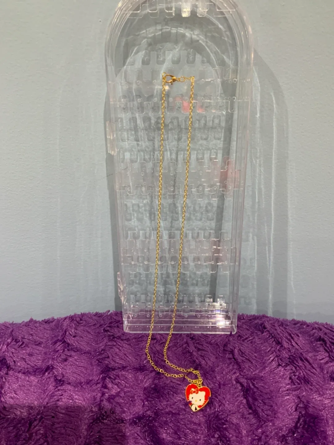 Hello Kitty Heart Pendant Necklace thumbnail