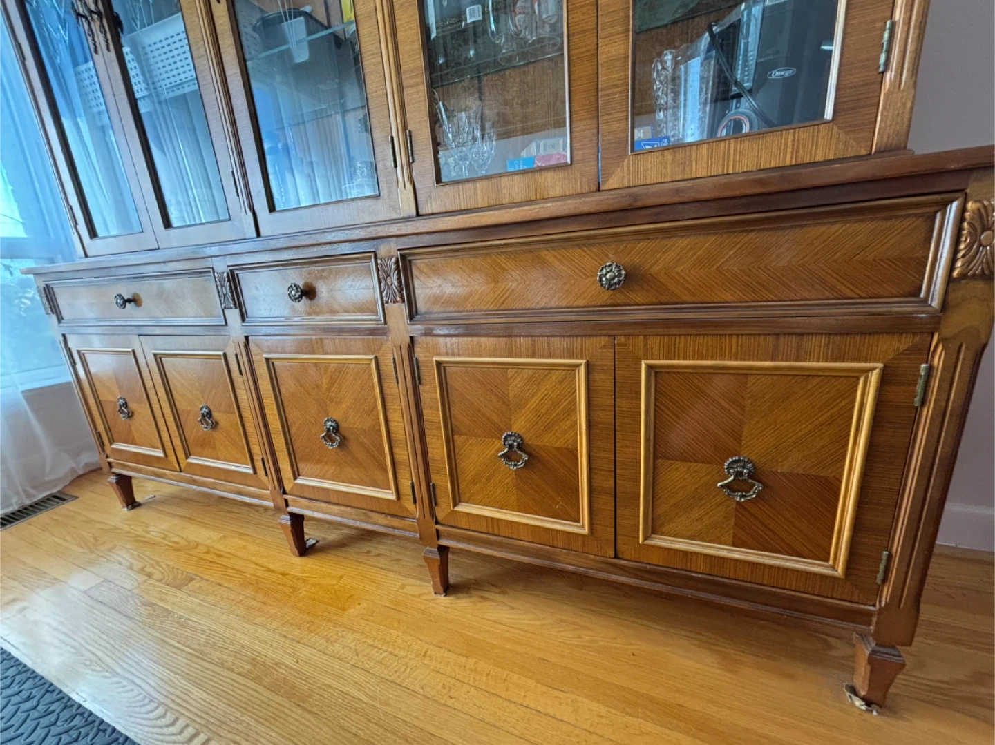Vintage Wooden China Cabinet - photo 3