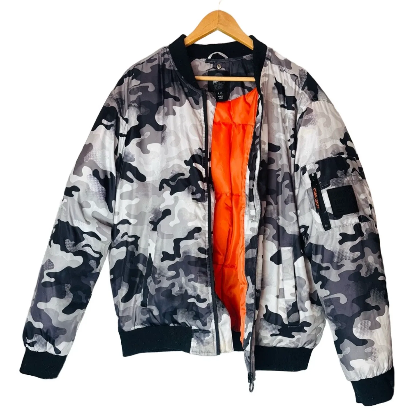 Urban ID Men's Camouflage Bomber Jacket image indicator(2)
