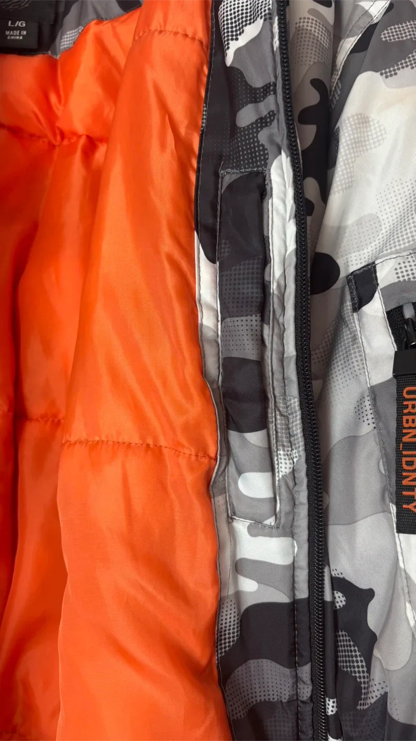 Urban ID Men's Camouflage Bomber Jacket image indicator(5)