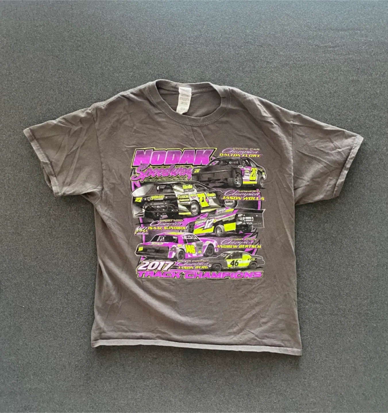 2017 Nodak Speedway Track Champions Tee - L image indicator(2)
