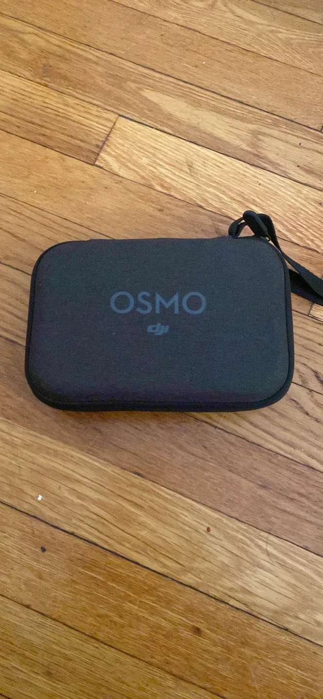 DJI Osmo Mobile 3 Gimbal Stabilizer with Case thumbnail