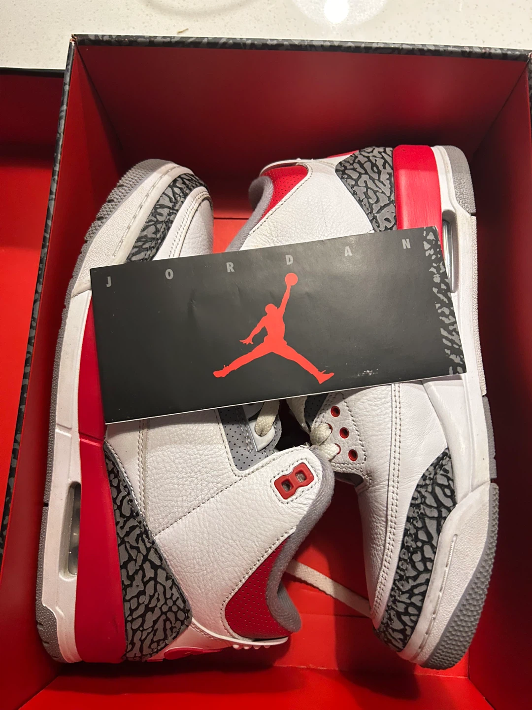 Air Jordan 3 Retro White/Fire Red Size 9 - photo 3