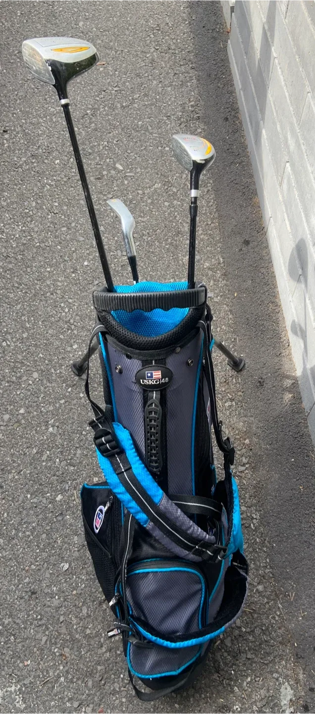 LH Junior Golf clubs and bag thumbnail