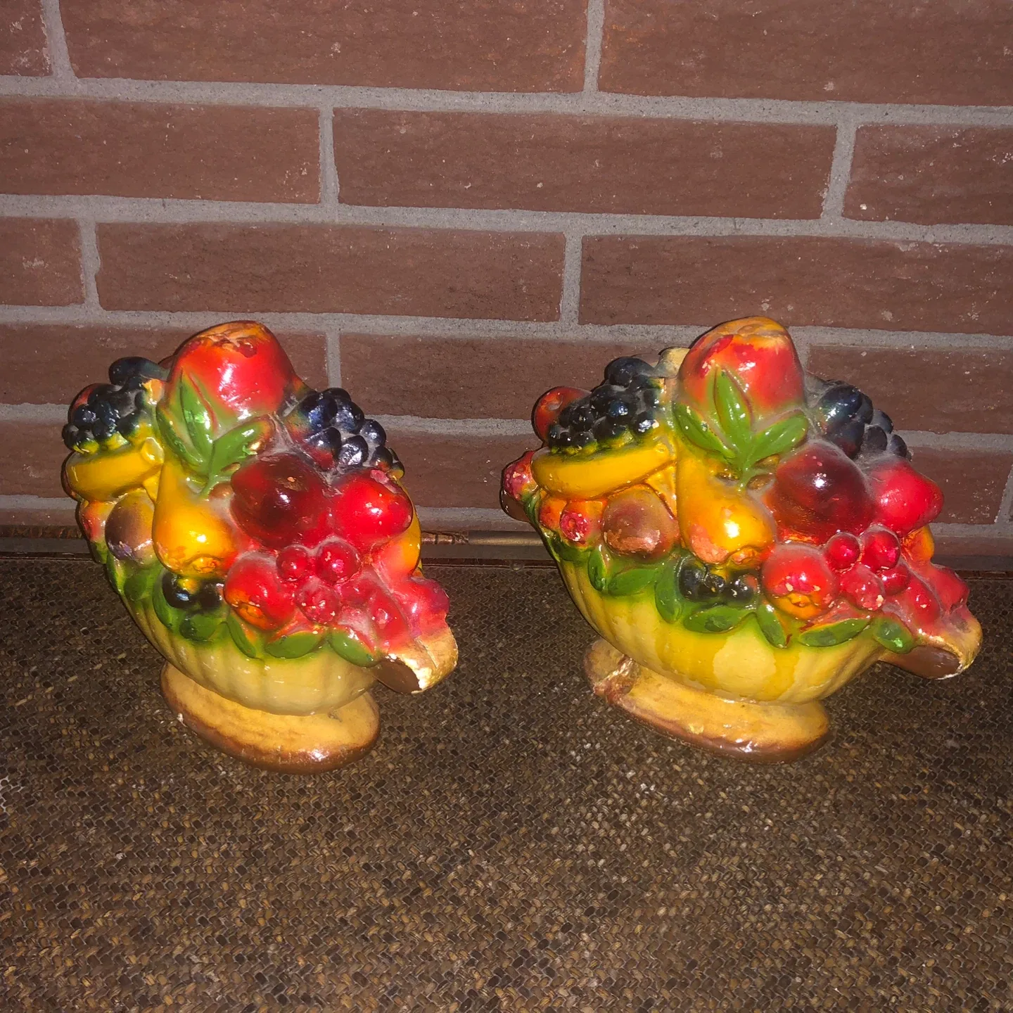 Vintage Chalkware Fruit Basket Ceramic Decor image indicator(5)