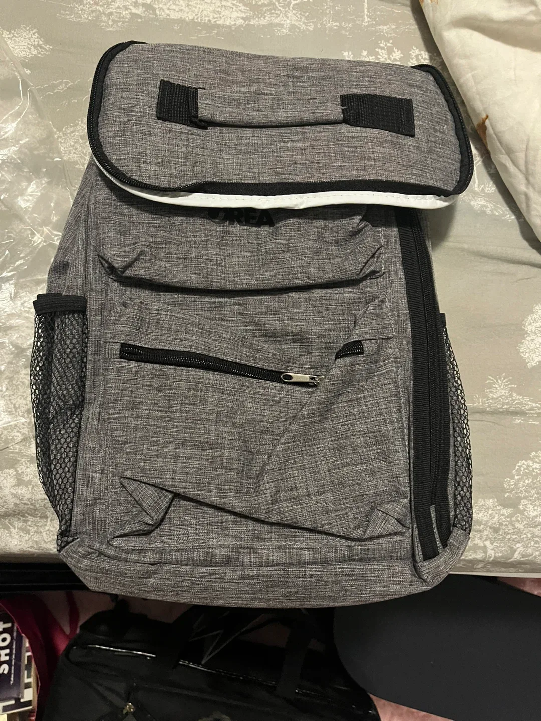 The Ivy Backpack - Grey & Green image indicator(4)
