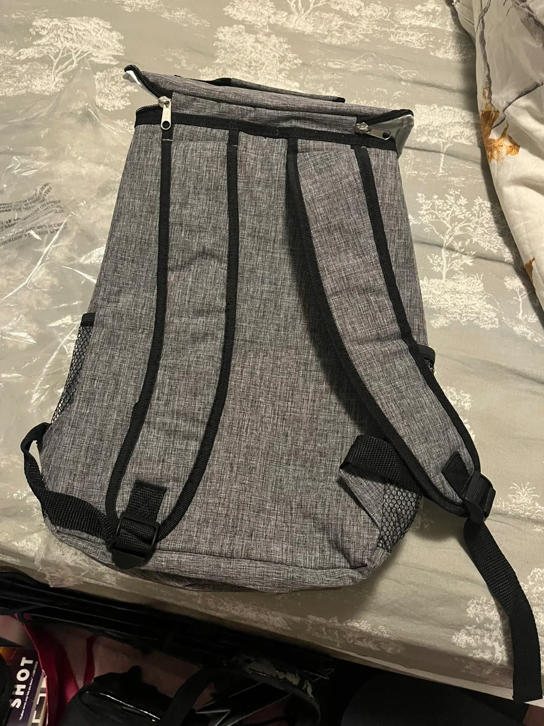 The Ivy Backpack - Grey & Green image indicator(6)