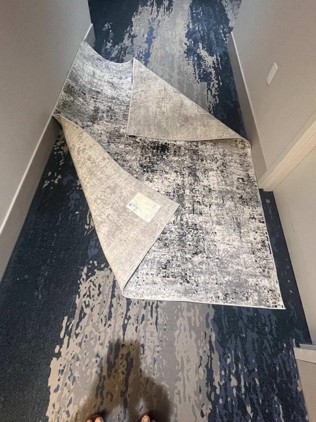 New Eternity Area Rug - Charcoal image indicator(6)