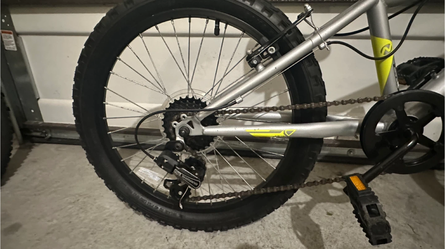 Nakamura 20” Mountain Bike - Silver/Yellow - photo 2