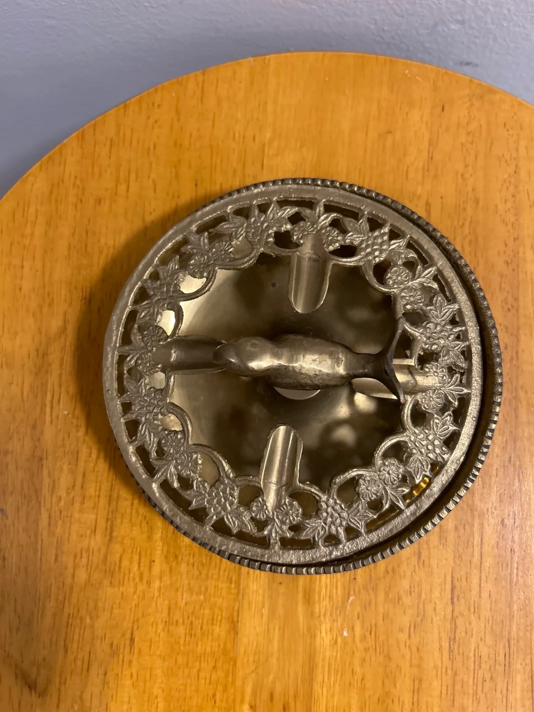 Vintage Brass Ashtray with Bird image indicator(6)