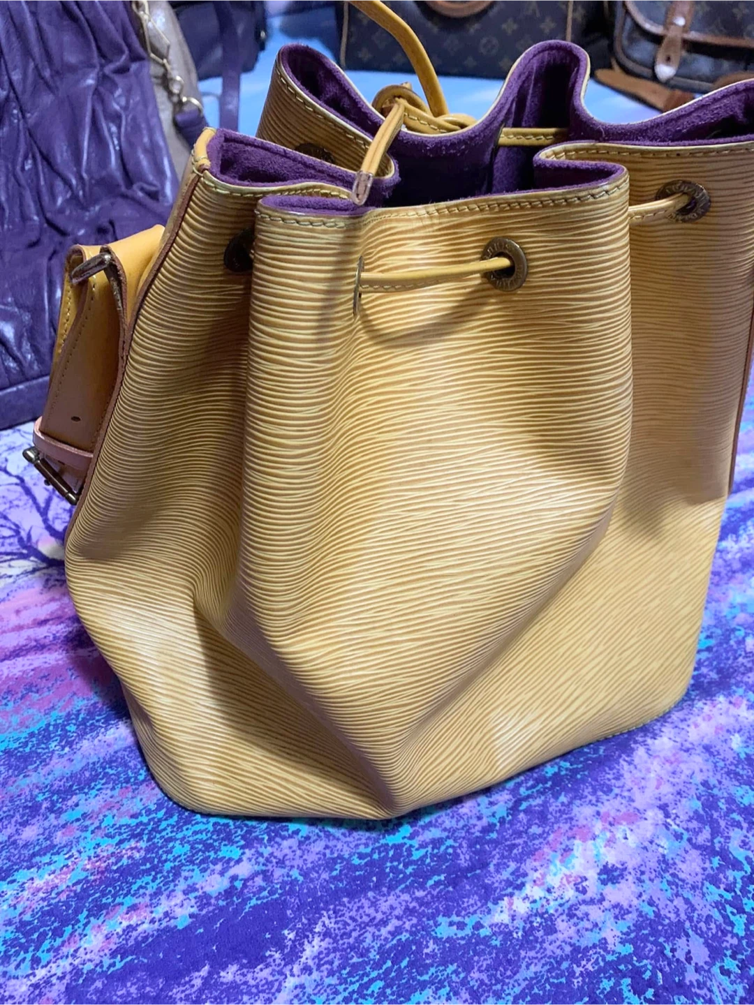 Louis Vuitton Epi Leather Yellow Bucket Bag - photo 2