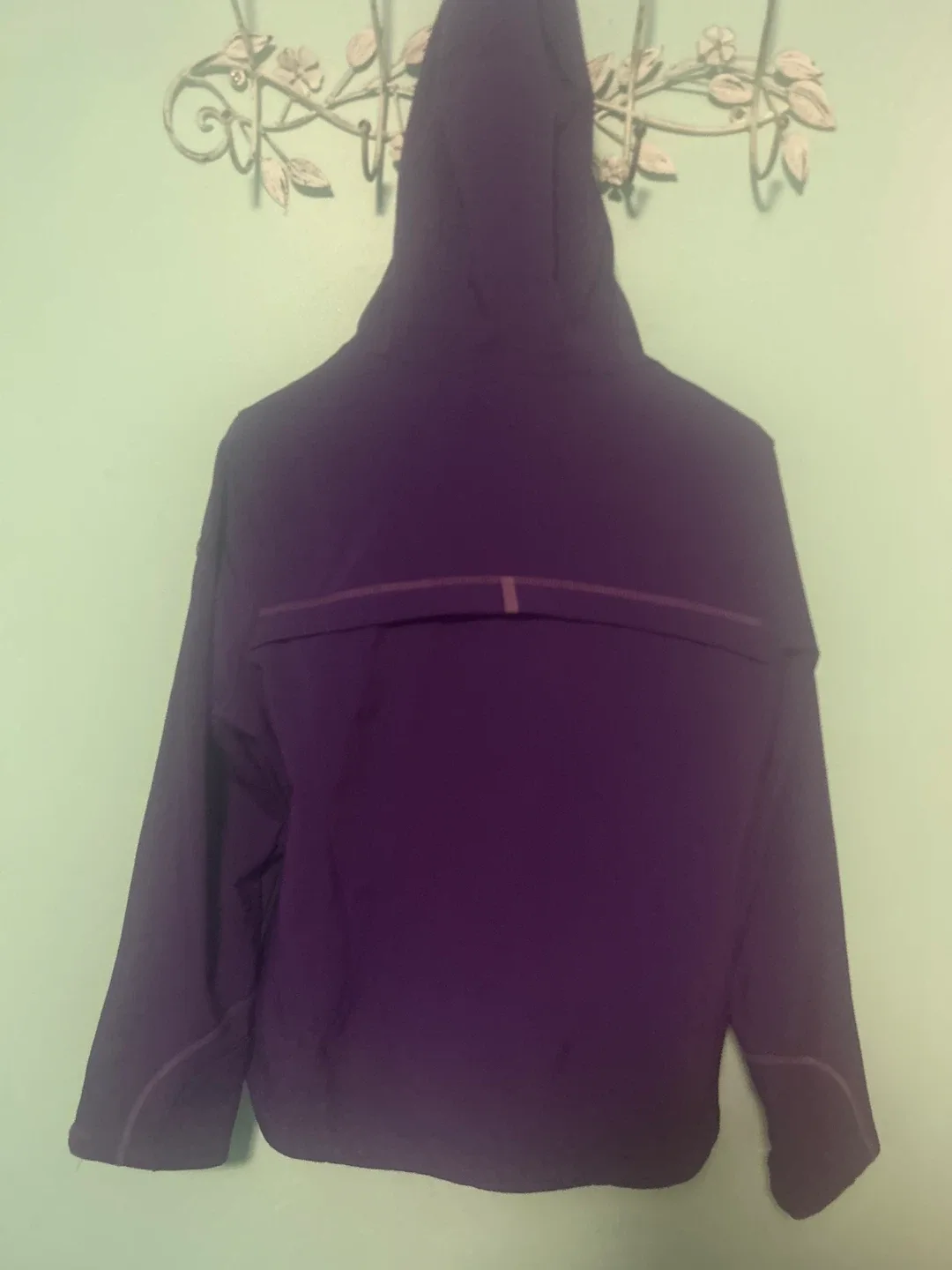 2 Weatherproof Purple Jacket Size M image indicator(3)