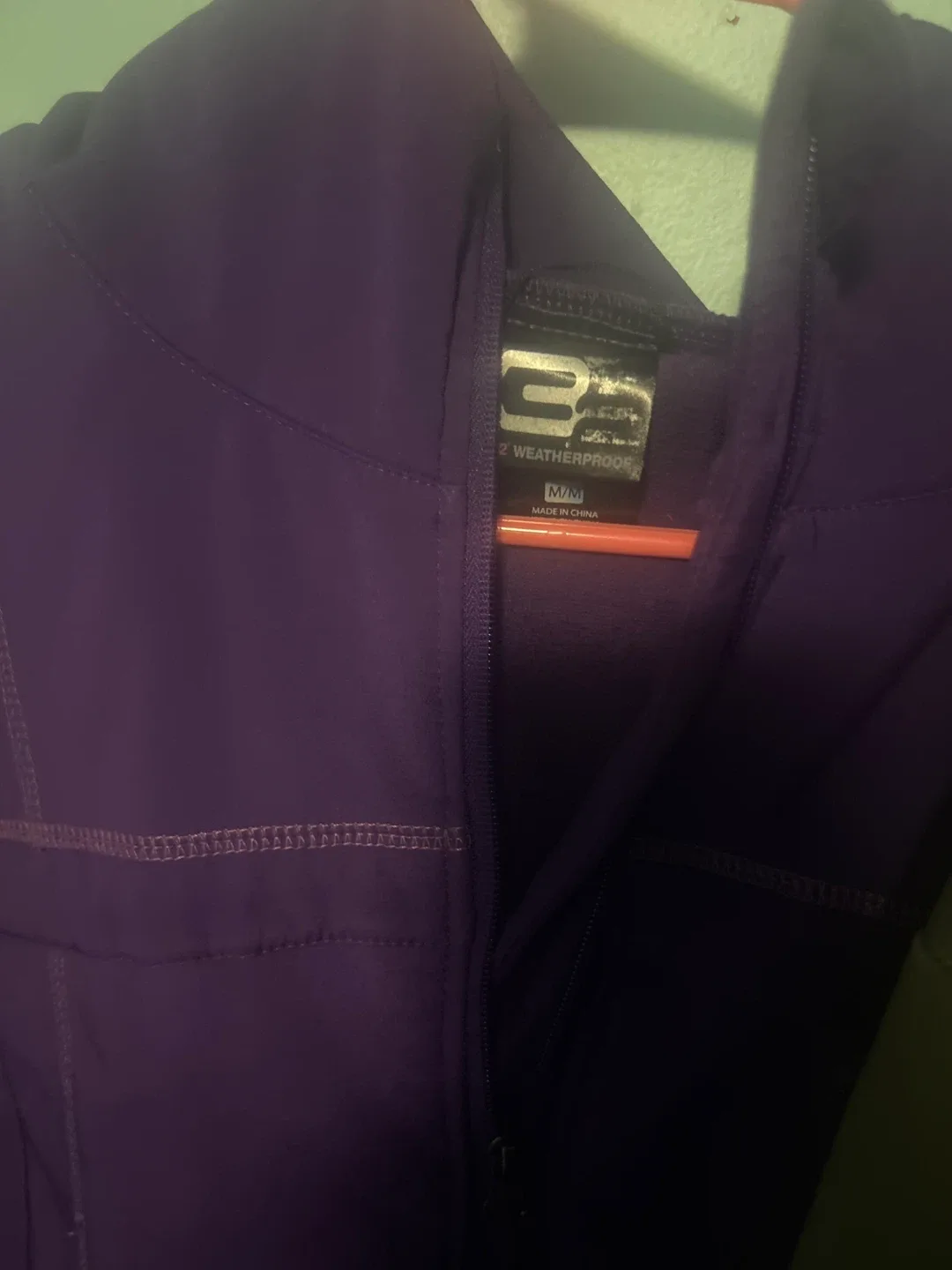 2 Weatherproof Purple Jacket Size M image indicator(5)