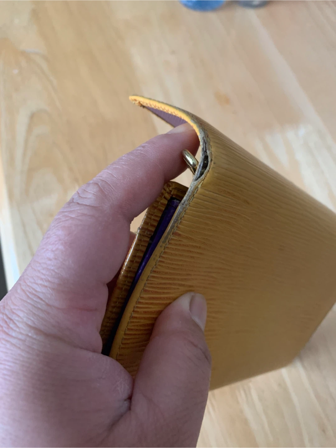 Louis Vuitton Yellow Leather Wallet - photo 5