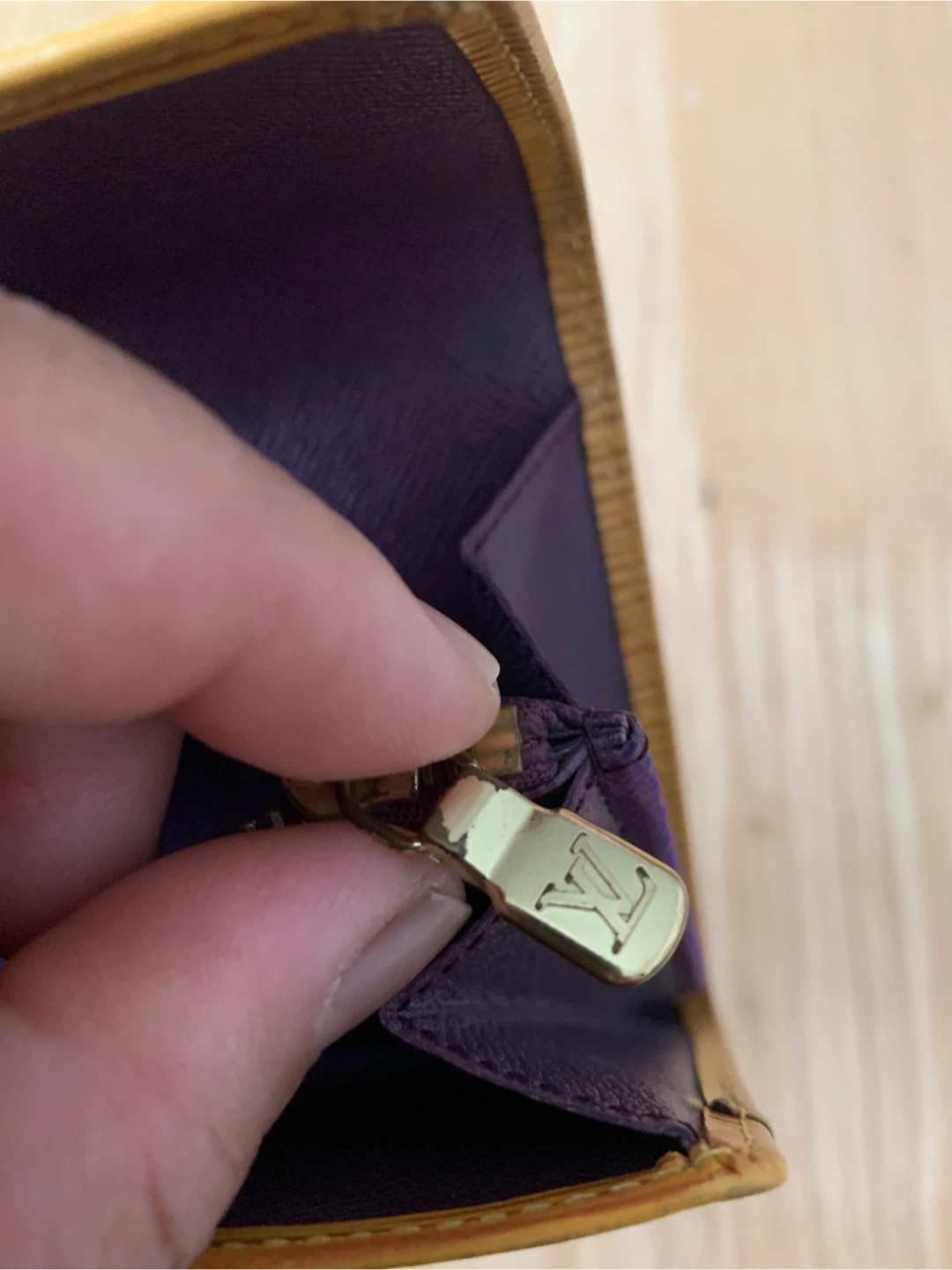 Louis Vuitton Yellow Leather Wallet - photo 3