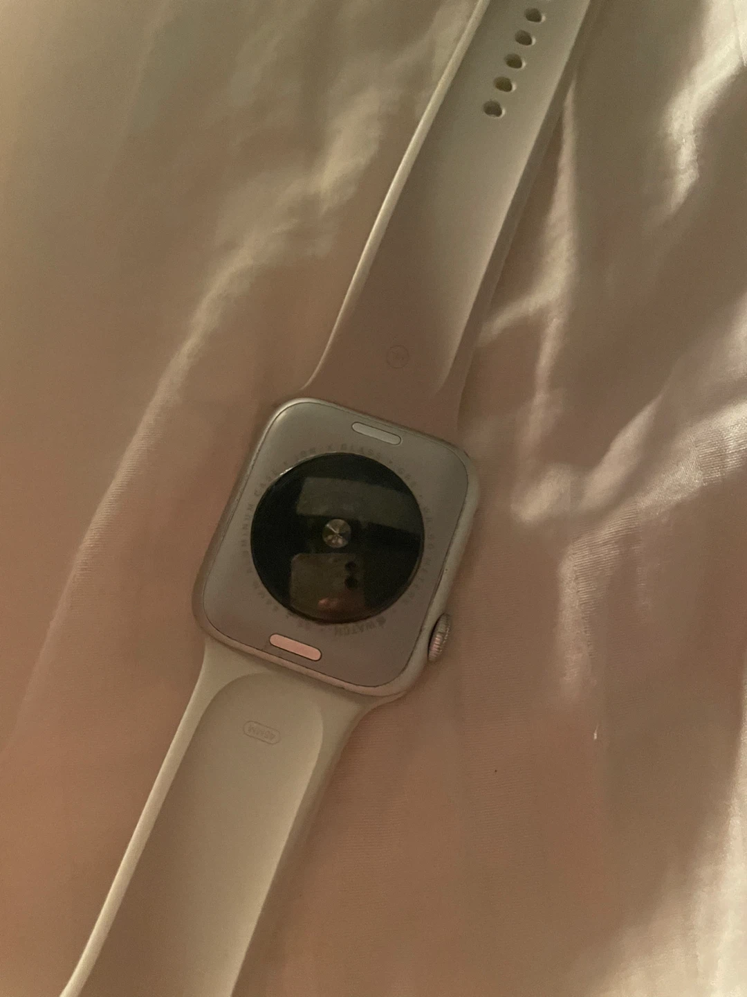 Apple Watch SE 44mm - photo 2