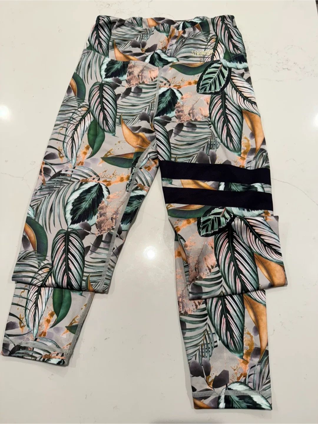 Stronger Set of Leggins and Jacket image indicator(3)