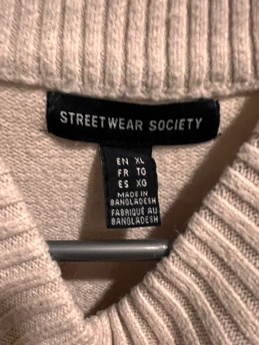 Cropped Sweater XL image indicator(3)