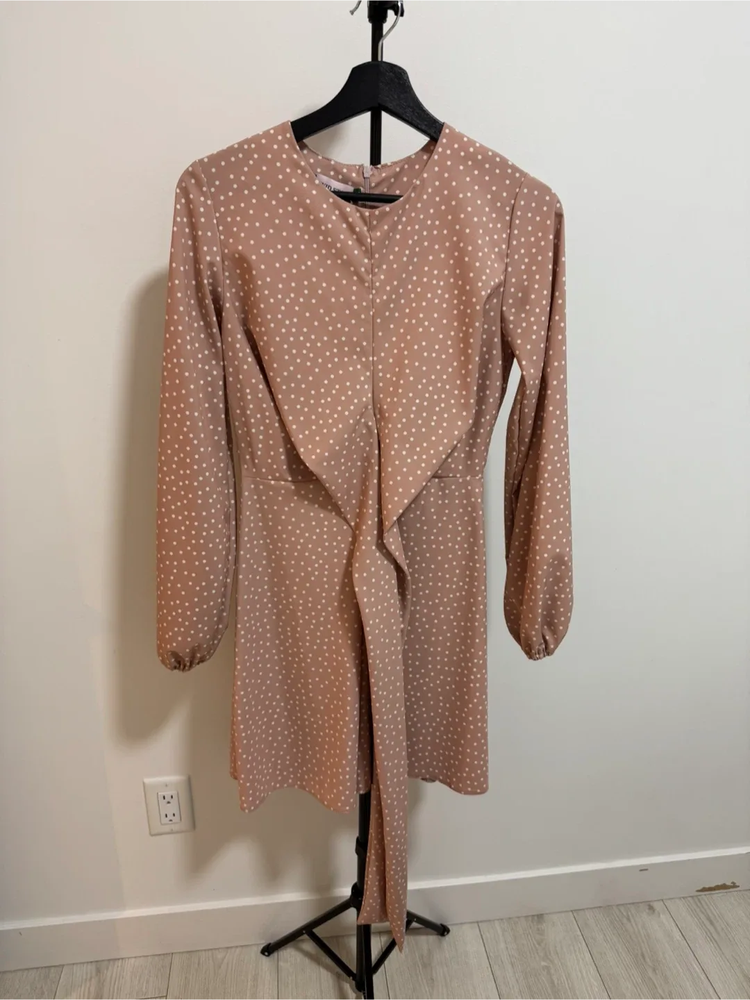 Polka Dot Beige Long Sleeve Mini Dress image indicator(3)
