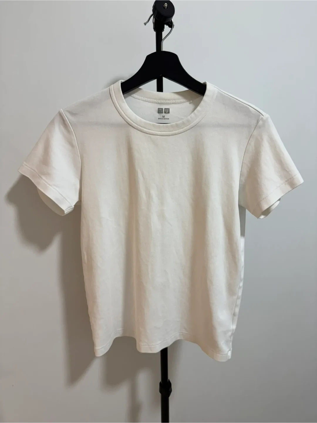 Uniqlo white cotton T-shirt | size M image indicator(3)