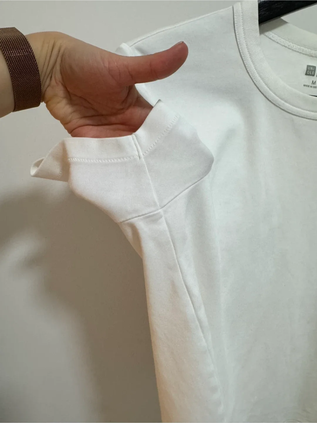 Uniqlo white cotton T-shirt | size M image indicator(4)