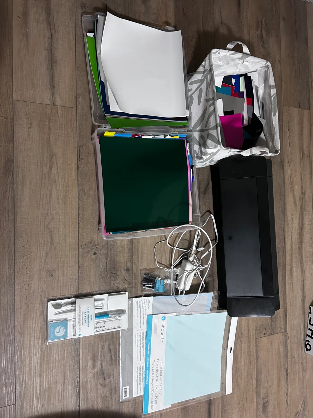 Silhouette Cutting Machine & Accessories
