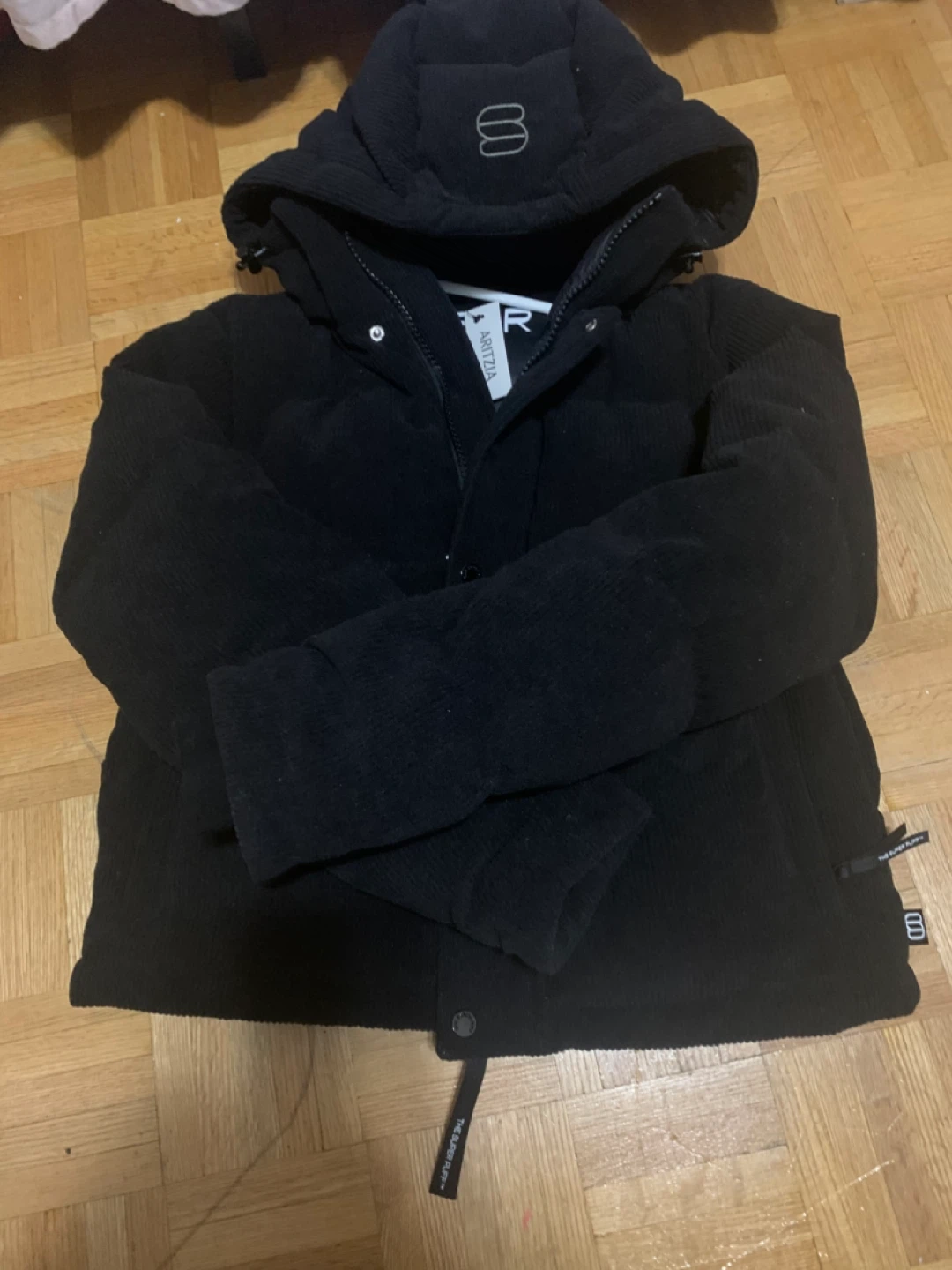 Aritzia Super Puff Shorty Jacket 2XS Black - photo 2