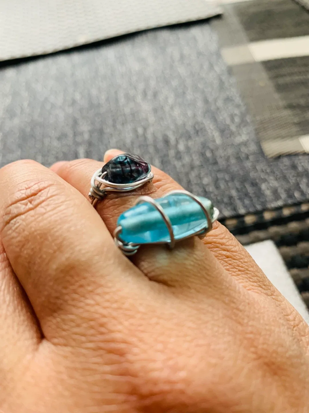 NEW Handcrafted Wired Ring (resin/glass bead) size 7.5 image indicator(7)